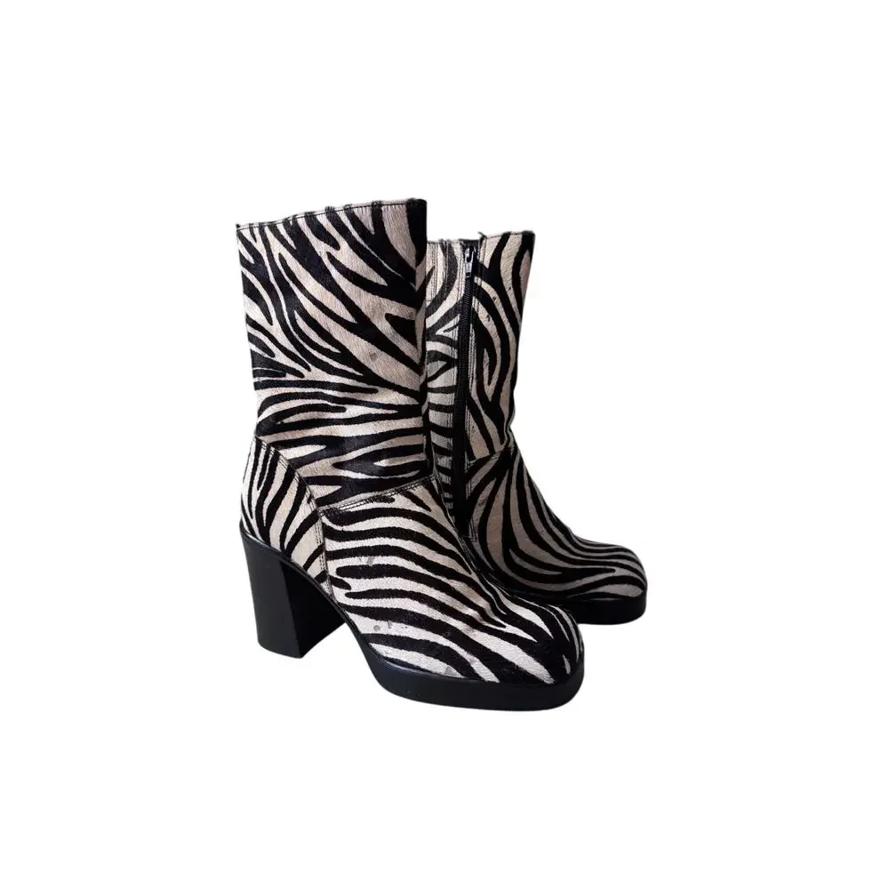 VTG 90s 
Steve Madden Zebra Pony Hair Chunky Heel Boots Size 9 - Picture 6 of 9